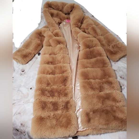 AZALEA WANG FAUX FUR PANEL HOODED TRENCH SIZE SMALL - Picture 2 of 5